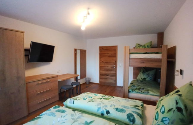 High-quality Holiday Apartment in Oberkrimml Near Waterfalls - Foto 7