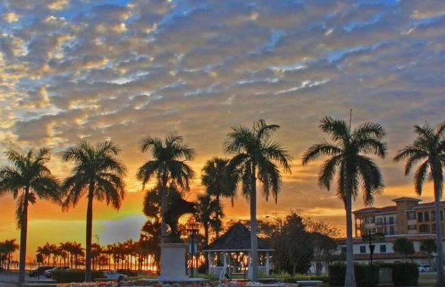 Sandy Shores 2BR Beach Getaway and Surf Spot - Photo 21