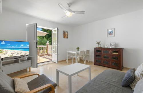 Private & charming self-contained apartment on beautiful Villa - Photo 5