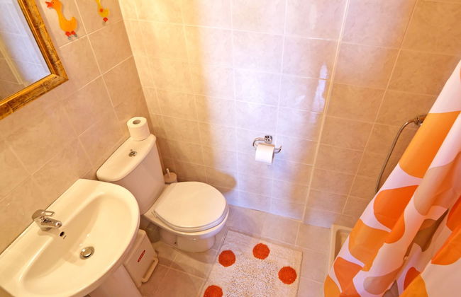 Minos Pension - Photo 40