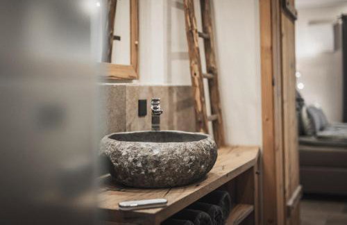 BERGSUCHT-Ruhpolding, Traumlage am sonnigen Südhang, kostenlose Parkplätze, schnelles WLAN, ruhige Sackgasse, NETFLIX inklusive - Foto 74