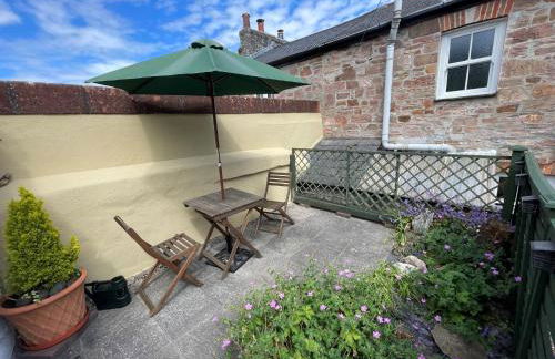 Ivy Cottage, - Photo 2