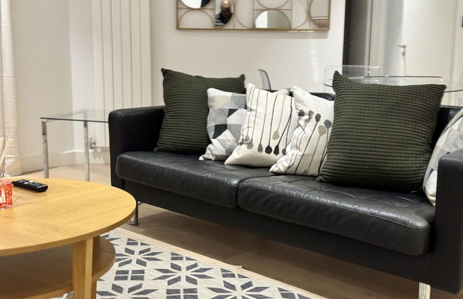 Docklands Stunning 2 bed Apartment London - Foto 16