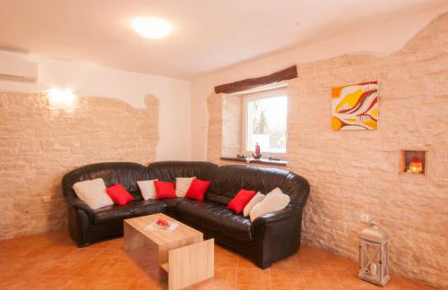 Villa Anton, a luxurious rustic villa in a peaceful setting - Foto 15