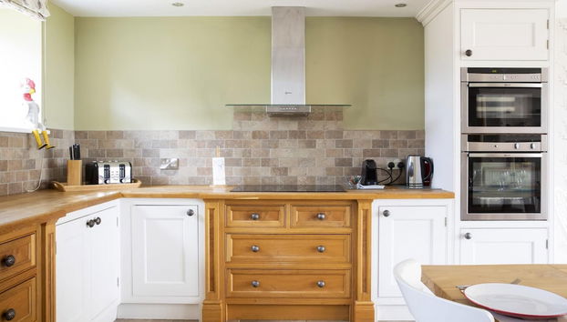 Charming Cottage for 10 in Heart of South Downs - Foto 2, Habitación