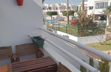 Precioso apartamento con piscina y garage - Foto 15