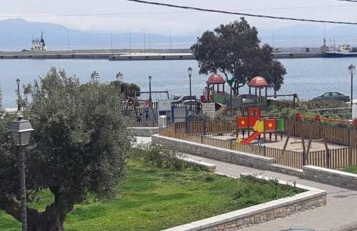 Enalios Apt #2- Spacious Flat in the Heart of Town - Foto 6