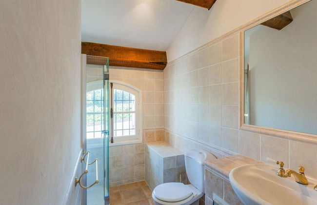 Chateau in Lorgues With Pool & Vineyard Views - Foto 15