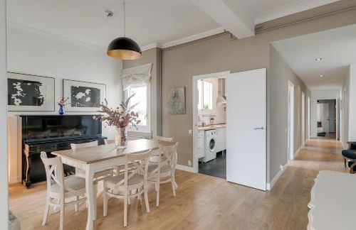 Rambla Catalunya Sky - Photo 29