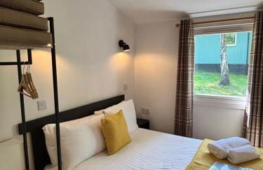 Fern Lodge 11 with Hot Tub - Foto 7