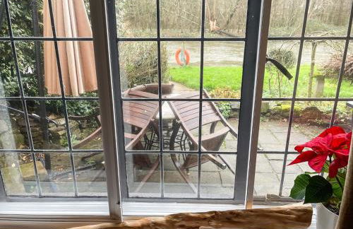 The Annex - Photo 10