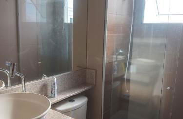 Lindo apto com portaria 24h, região central, longa e curta temporada - Foto 6