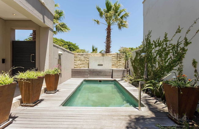 Home Away From Home on a Secure Golf Estate, Situated Next to the Ocean and Golf - Photo 15