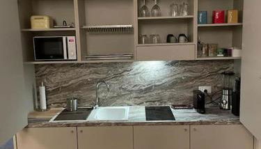 [Piazza San Secondo] Incantevole appartamento WiFi - Foto 4, stove, minibar