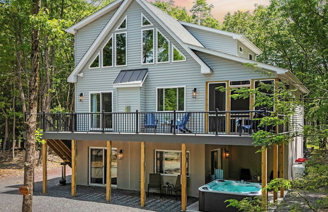 Maple Oasis by Avantstay Newly Built w/ Hot Tub, Game Room & Fire Pit - Foto 128