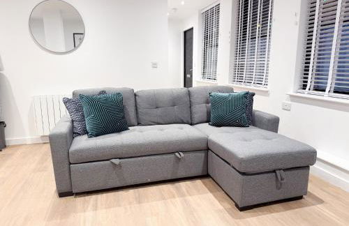Spacious Modern 1 Bed Apartments in St Neots - Perfect for Contractors & Professionals - Free Parking - WiFi - Fully Equipped Kitchen - Smart TV Ideal for Work Stays and Long Projects - Foto 57