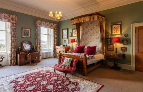 Errol Park - Grand Stately Home & Views - Photo 5