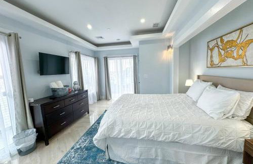 3br Gem Skyline Views, Laundry & Central Air - Foto 10