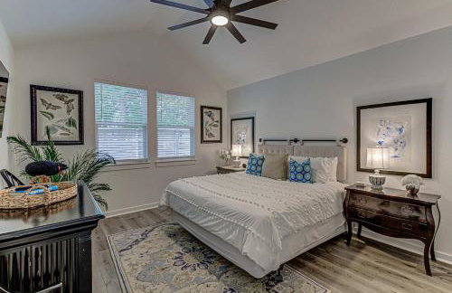 6BD Retreat for 14 with Fire Pit Patio & Lake Access - Foto 8