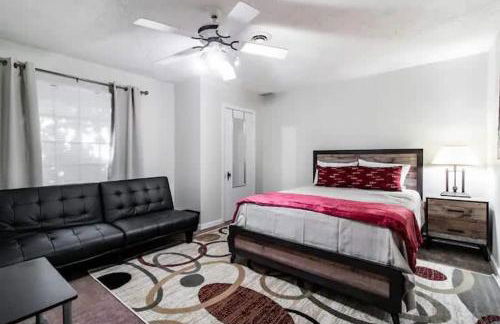 Spacious Family Getaway - Near Cleveland Clinic - Foto 12