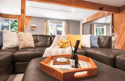 Kirkland Oasis Chic Basement Retreat with Hot Tub - Foto 11