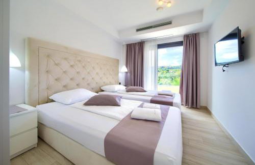 Villa LUMINOSA with outdoor and indoor pool and sauna - Foto 5