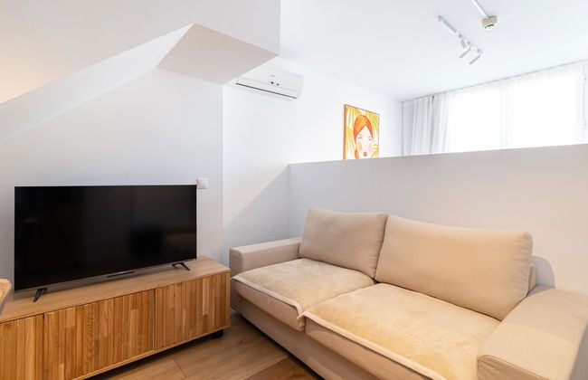 Mena Studio budget with terrace - Photo 23