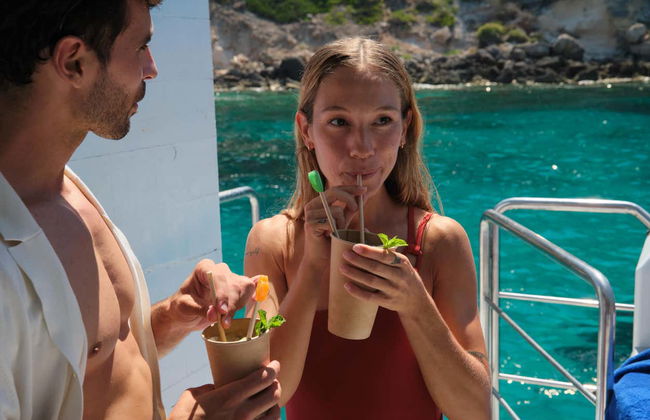 Palma Bay Catamaran Trip with a BBQ - Foto 12