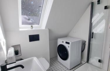 Lichtdurchflutete Dachgeschosswohnung mit Charme - Photo 14