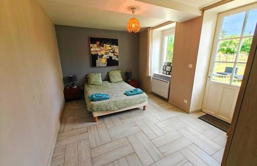 Maison de plain-pied avec un grand jardin - Photo 17