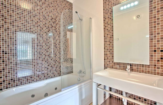 Lagos Palm Tree 1 With Pool by Homing - Foto 11