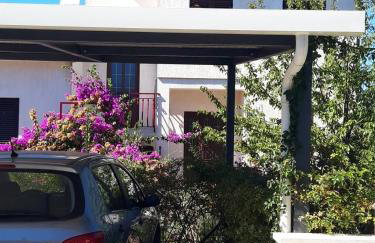 House Silvana - apartment with garden view - Photo 23