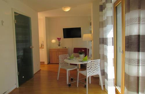 AMENITY-Garden-Apartments - Photo 29