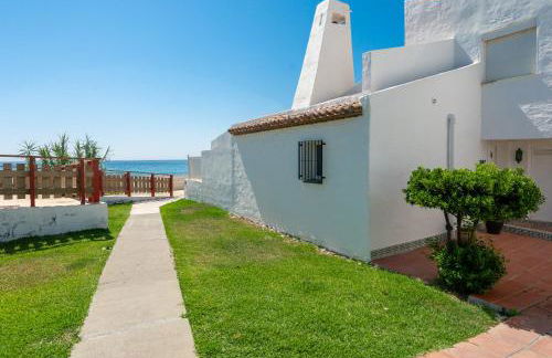 Golden Bay Apartment - Photo 23