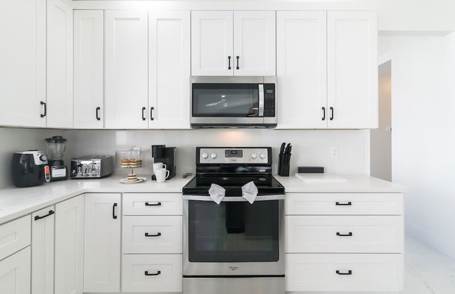 Modern Dream Disney Vacation Getaway Pool - Foto 11