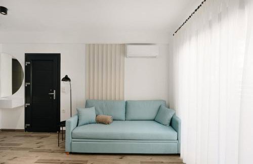 Kyan Executive Suites - Photo 59