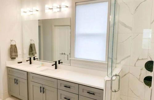 City View- near Downtown, Capital, NC State - Foto 26