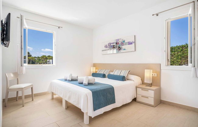 Agueda Menorca - Photo 13