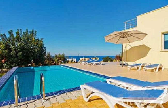 Sunny Villa, a Perfect Spacious Villa With Private Pool, Wifi & Ac in all Rooms - Foto 11