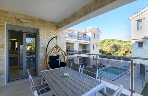 Momento Luxury Apartments walking distance from the beach - Photo 29