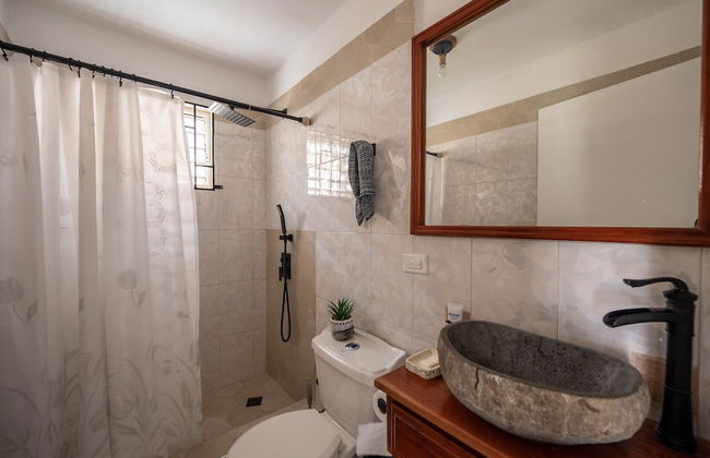 Rustic Raspuru - Foto 25