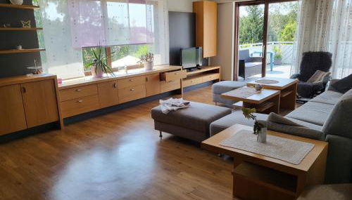 Ferienhaus Meisenglück - Ihr großes und komfortables Ferienhaus in 97633 Sulzfeld-Leinach - Foto 4