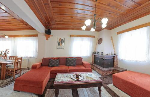 Stone Oasis - Photo 16