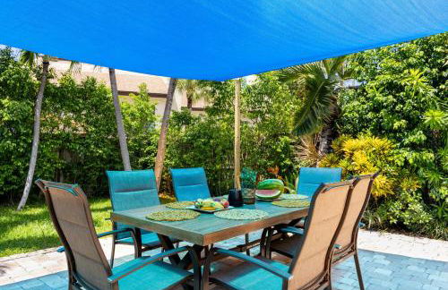 Spacious 3-Bedroom Villa with Heated Saltwater Pool and Fenced Yard in Oakland Park - Foto 3