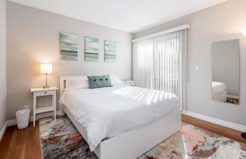 Bright Quiet Comfy 1BR Cottage in Mountain View - Photo 5