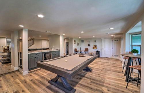 Hot Tub, Pool Table Luxe Reno Chalet with Mtn View! - Foto 70