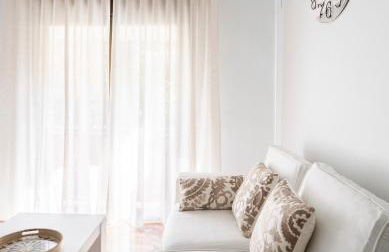 Ronda Suites 193 junto a hospitales y cerca centro con Parking Gratis - Foto 11