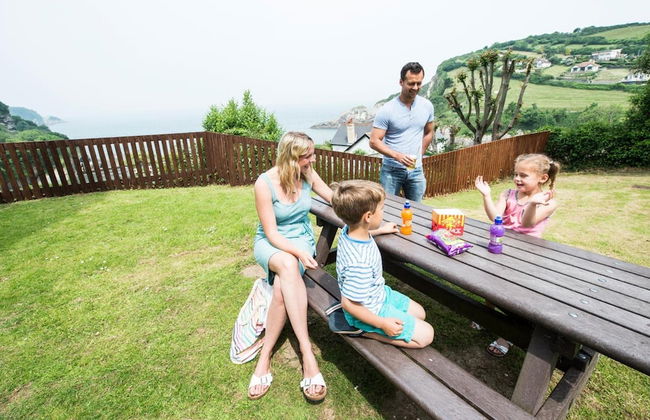 Combe Martin Beach Holiday Park - Foto 36