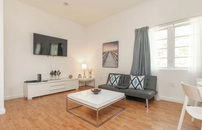 Boutique Apartments Convention Center - Photo 34