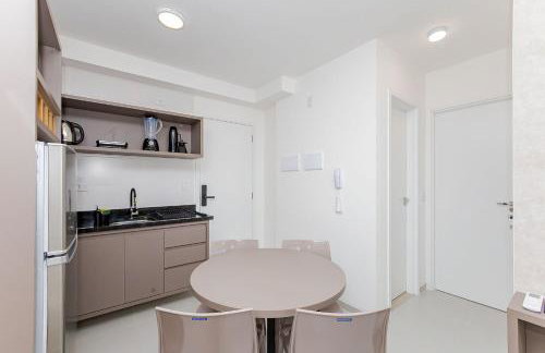 Apartamentos para 5 pessoas com Piscina e Academia no Centro - Foto 27